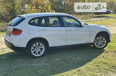 Позашляховик / Кросовер BMW X1 2010 в Києві