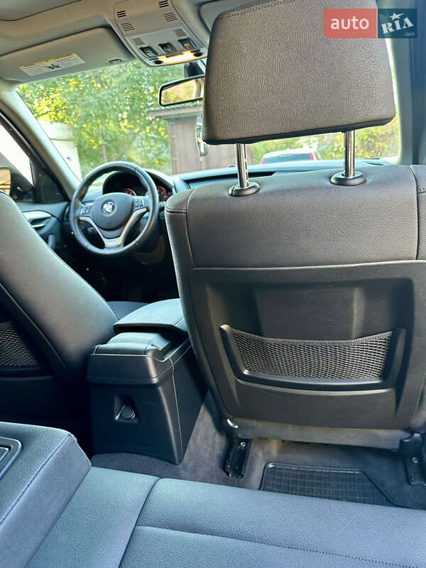 Внедорожник / Кроссовер BMW X1 2014 в Бердичеве