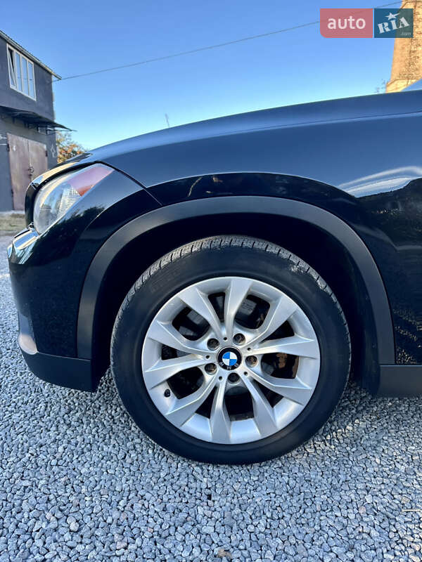 Внедорожник / Кроссовер BMW X1 2014 в Бердичеве