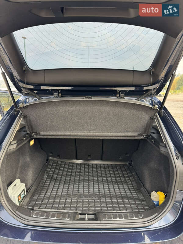 Внедорожник / Кроссовер BMW X1 2014 в Обухове