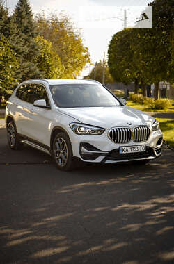 Внедорожник / Кроссовер BMW X1 2021 в Киеве