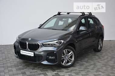 Внедорожник / Кроссовер BMW X1 2022 в Киеве