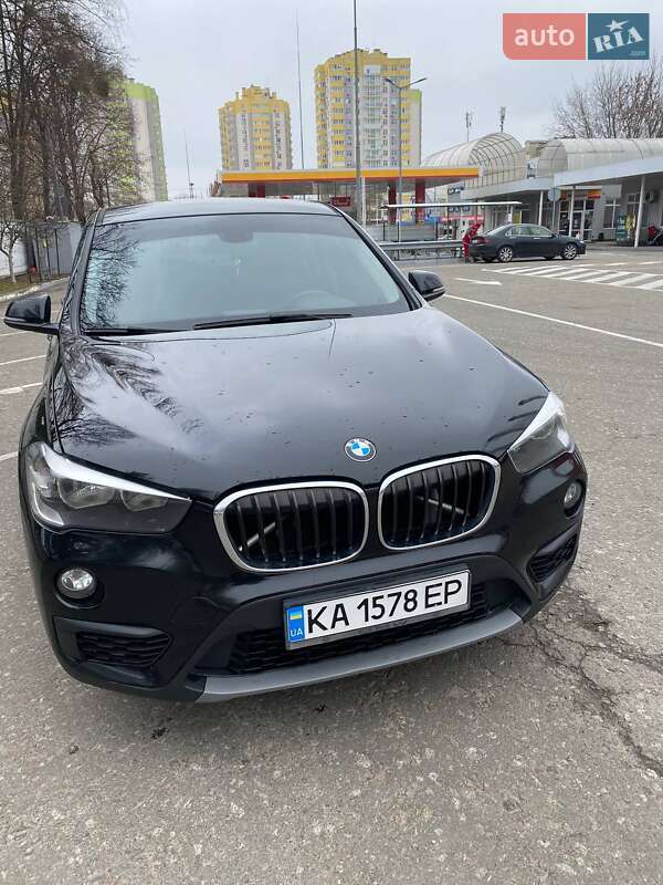 Позашляховик / Кросовер BMW X1 2015 в Києві