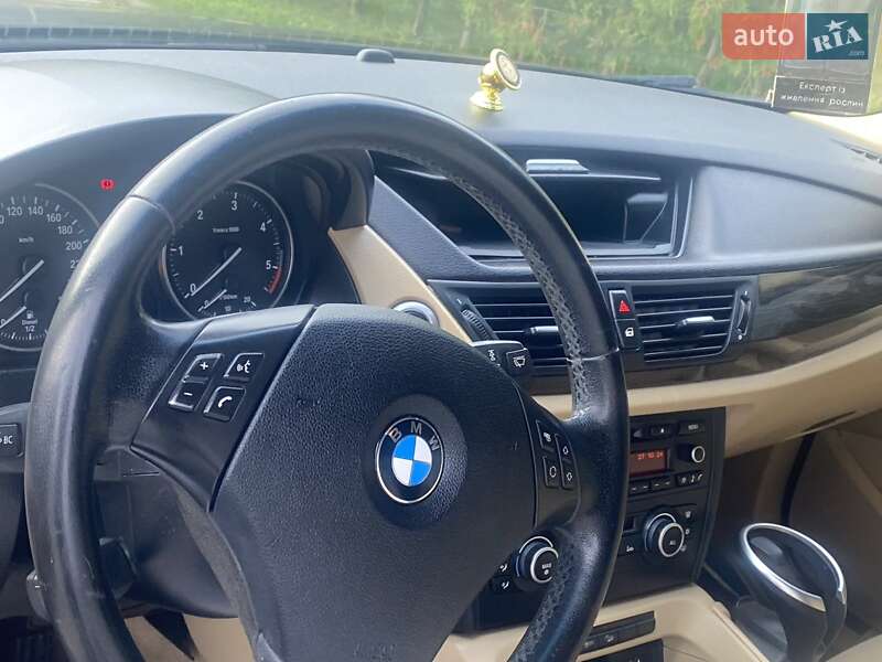 Внедорожник / Кроссовер BMW X1 2011 в Чорткове фото 9 Внедорожник / Кроссовер BMW X1 2011 в Чорткове