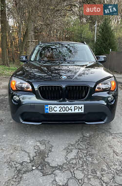 Внедорожник / Кроссовер BMW X1 2011 в Львове