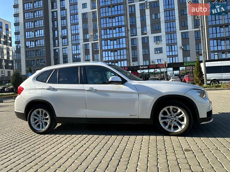 Внедорожник / Кроссовер BMW X1 2015 в Ивано-Франковске