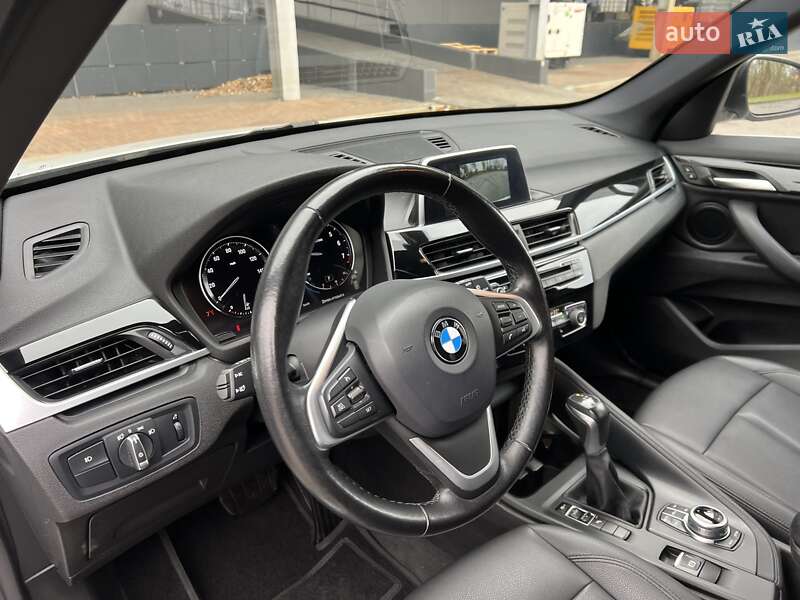 Внедорожник / Кроссовер BMW X1 2019 в Киеве
