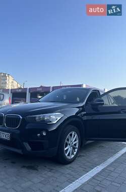 Позашляховик / Кросовер BMW X1 2017 в Рівному