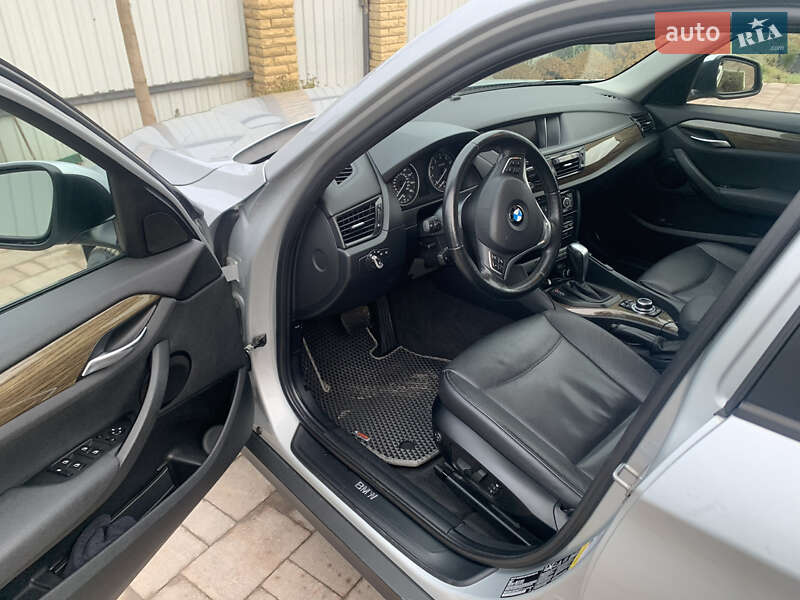 Внедорожник / Кроссовер BMW X1 2013 в Харькове