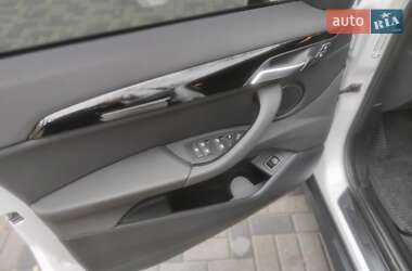 Внедорожник / Кроссовер BMW X1 2022 в 
