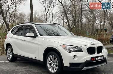 Внедорожник / Кроссовер BMW X1 2013 в Киеве