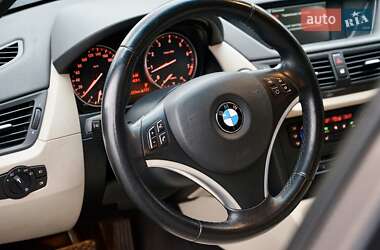 Внедорожник / Кроссовер BMW X1 2010 в Черкассах