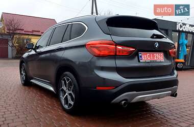 Внедорожник / Кроссовер BMW X1 2016 в Ровно