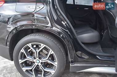 Внедорожник / Кроссовер BMW X1 2020 в Киеве