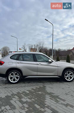 Внедорожник / Кроссовер BMW X1 2013 в Киеве