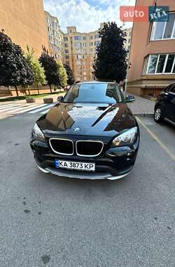 Позашляховик / Кросовер BMW X1 2015 в Києві