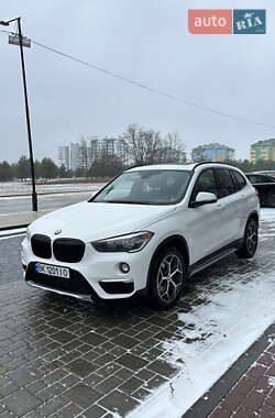 Позашляховик / Кросовер BMW X1 2017 в Вараші