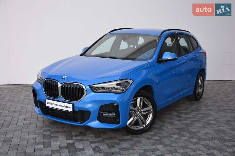 Внедорожник / Кроссовер BMW X1 2022 в Киеве