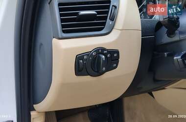 Внедорожник / Кроссовер BMW X1 2010 в 