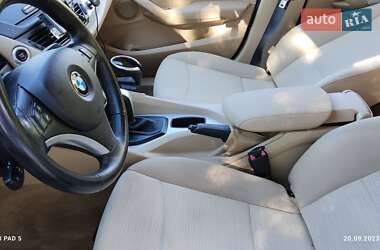 Внедорожник / Кроссовер BMW X1 2010 в 