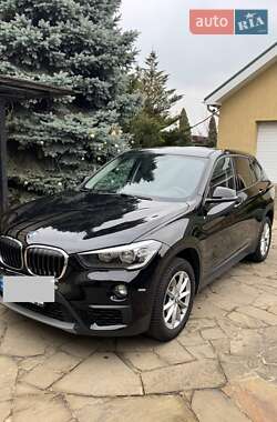 Позашляховик / Кросовер BMW X1 2017 в Києві