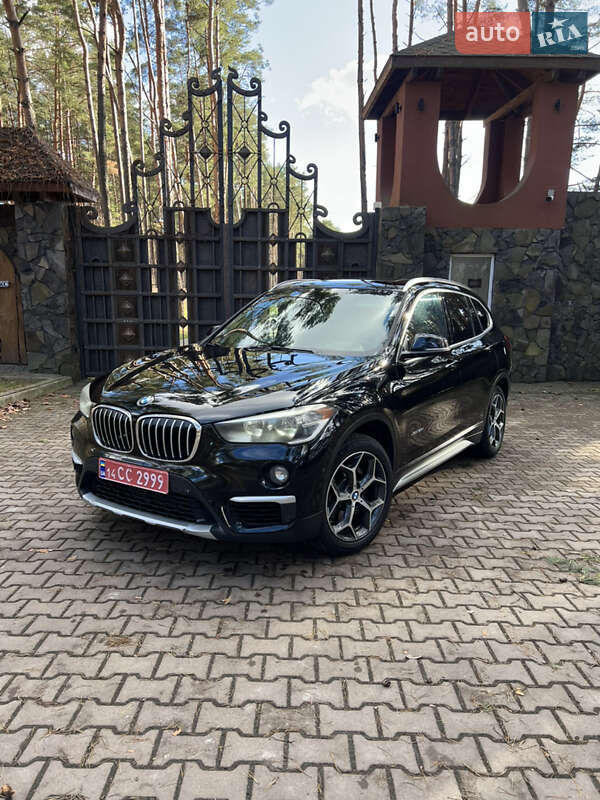 Позашляховик / Кросовер BMW X1 2016 в Львові