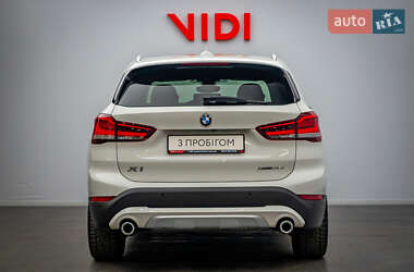 Внедорожник / Кроссовер BMW X1 2021 в 