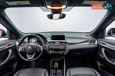 Внедорожник / Кроссовер BMW X1 2021 в 