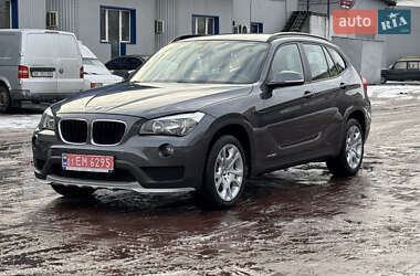 Внедорожник / Кроссовер BMW X1 2015 в Ровно