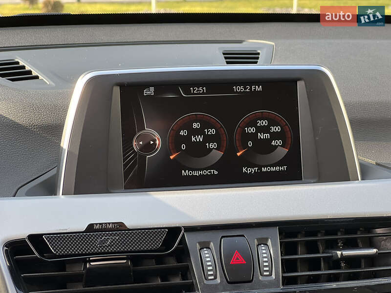 Внедорожник / Кроссовер BMW X1 2016 в Ужгороде