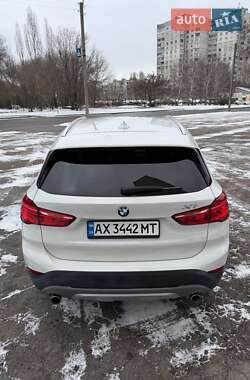 Внедорожник / Кроссовер BMW X1 2017 в Харькове