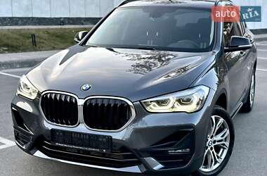 Позашляховик / Кросовер BMW X1 2022 в Києві