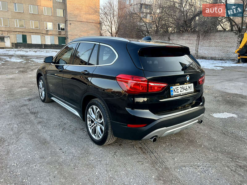 Позашляховик / Кросовер BMW X1 2016 в Кривому Розі