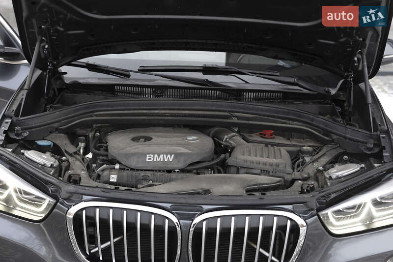 Внедорожник / Кроссовер BMW X1 2016 в Полтаве