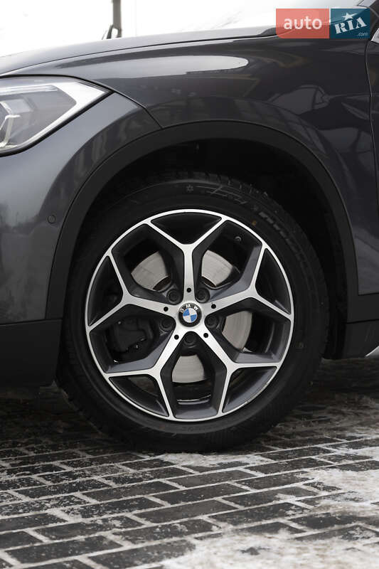 Внедорожник / Кроссовер BMW X1 2016 в Полтаве