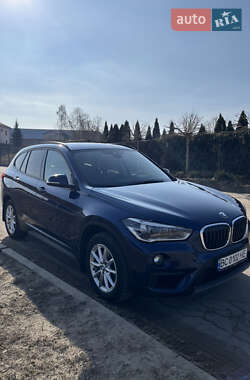 Внедорожник / Кроссовер BMW X1 2016 в Львове