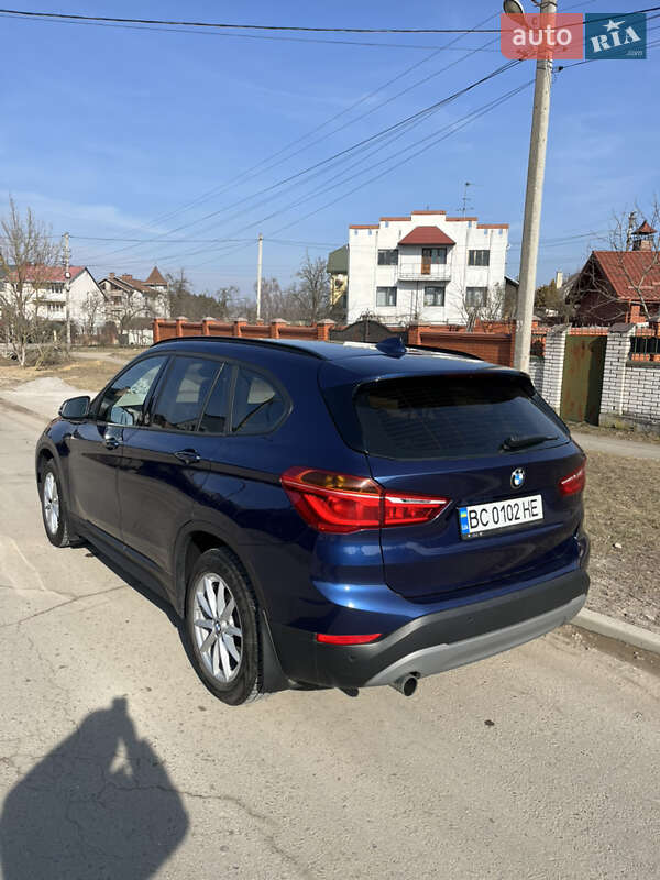 Внедорожник / Кроссовер BMW X1 2016 в Львове