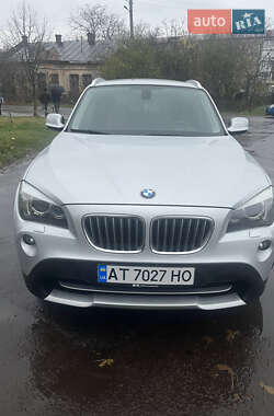 Внедорожник / Кроссовер BMW X1 2011 в Калуше