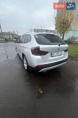 Внедорожник / Кроссовер BMW X1 2011 в Калуше