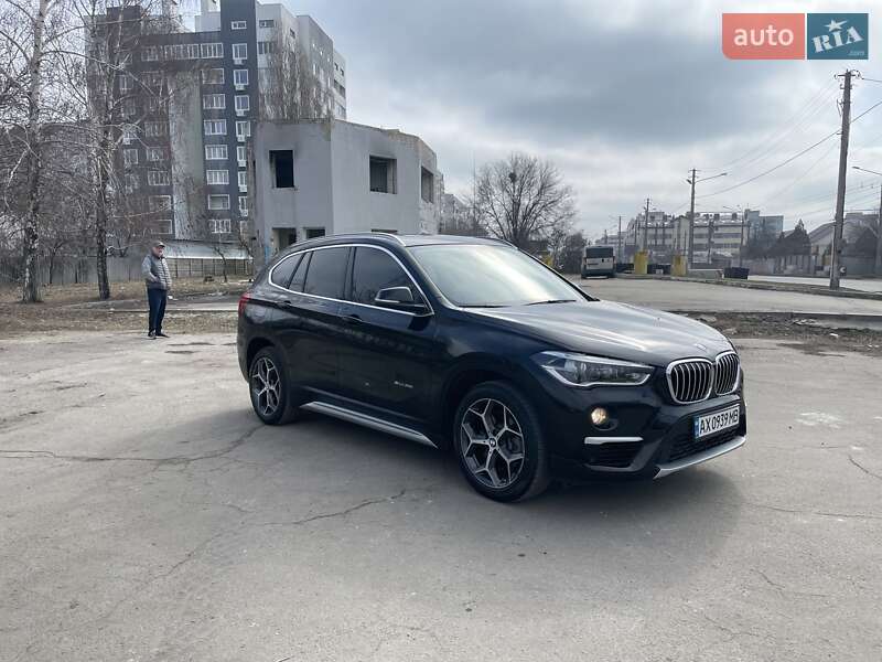 Внедорожник / Кроссовер BMW X1 2017 в Харькове