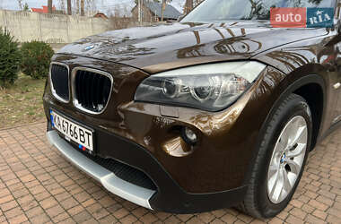 Внедорожник / Кроссовер BMW X1 2011 в 
