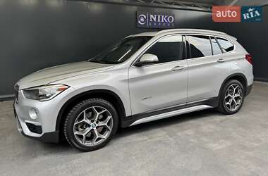 Позашляховик / Кросовер BMW X1 2017 в 