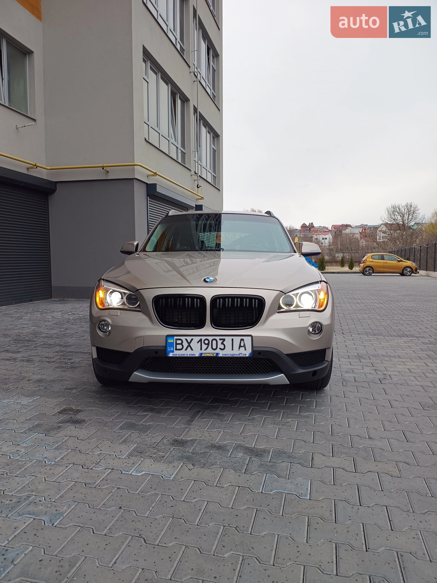 2015 BMW X1 - мініатюра 2