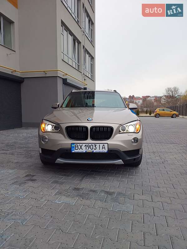 Позашляховик / Кросовер BMW X1 2015 в Хмельницькому