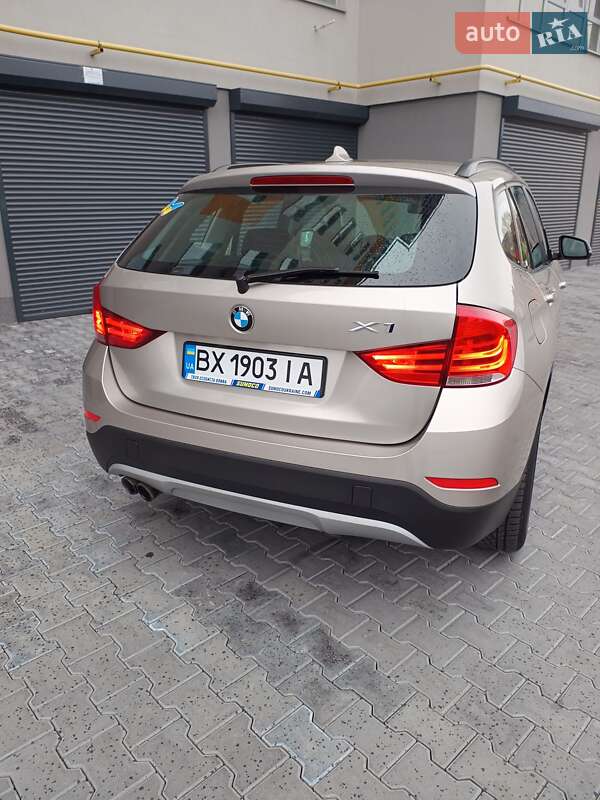 Позашляховик / Кросовер BMW X1 2015 в Хмельницькому