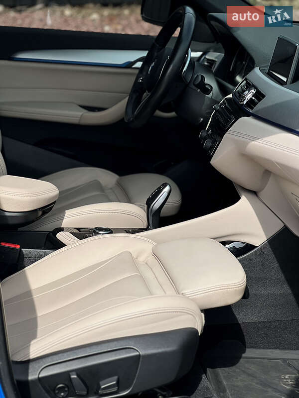 Внедорожник / Кроссовер BMW X1 2021 в Тернополе