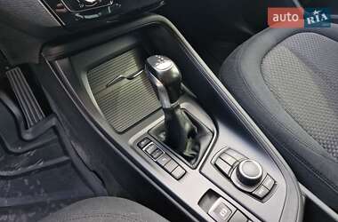 Внедорожник / Кроссовер BMW X1 2016 в 