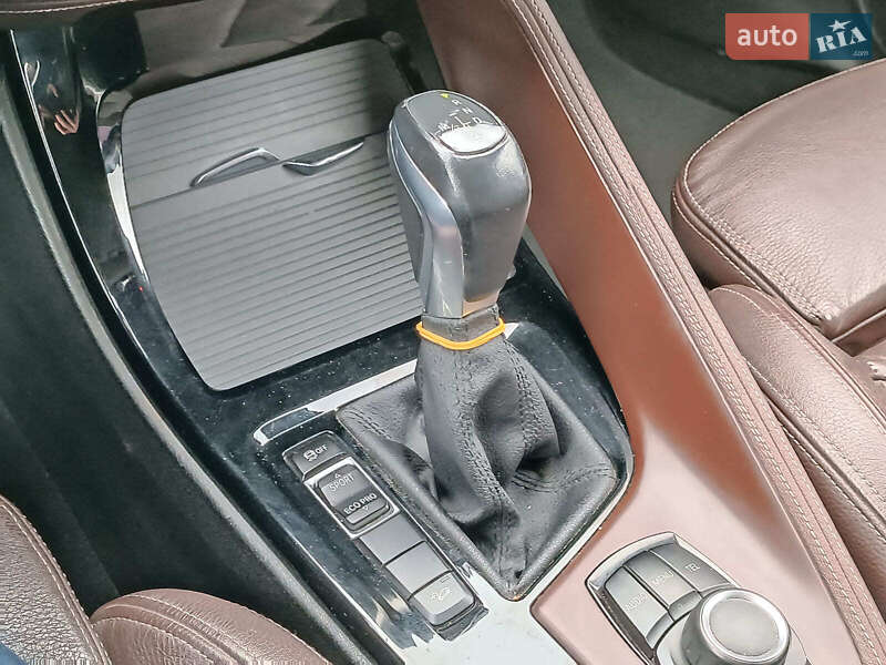 Внедорожник / Кроссовер BMW X1 2016 в Харькове