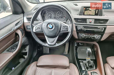 Внедорожник / Кроссовер BMW X1 2016 в 