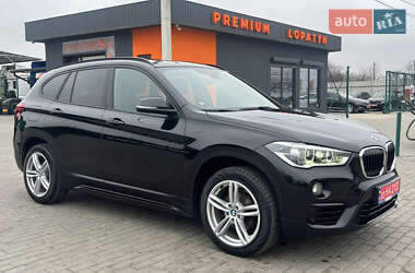 Внедорожник / Кроссовер BMW X1 2016 в 